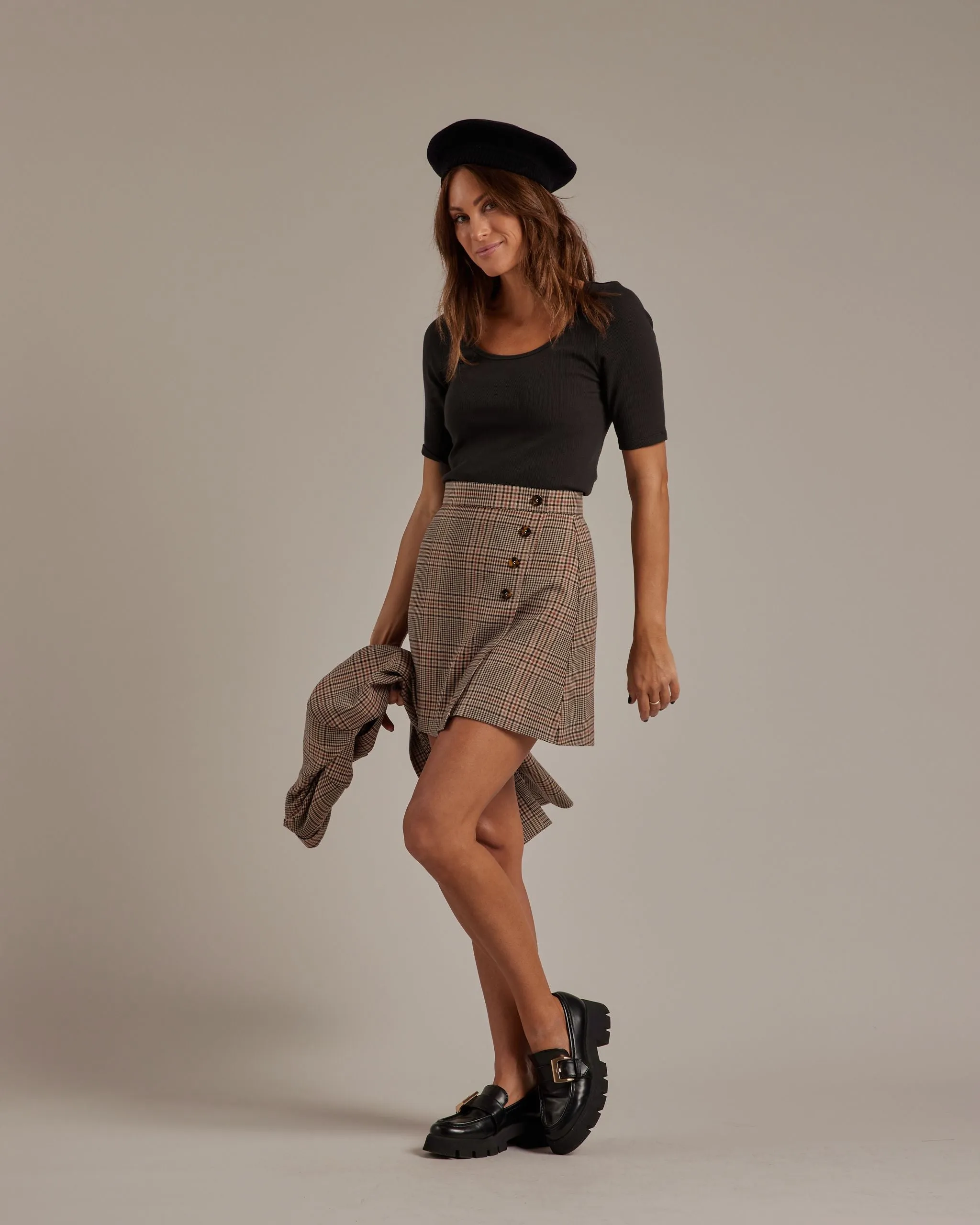 Rylee   Cru Women's Button Mini Skirt - Rustic Plaid